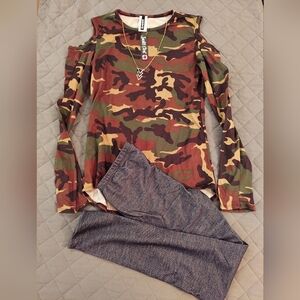 Camo Long Sleeve Top with Necklace And Leggings